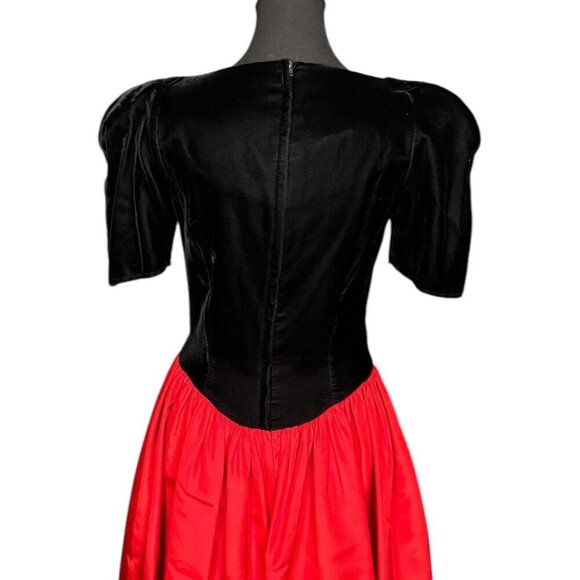 Vintage Gunne Sax by Jessica McClintock Red and Black Velvet Taffeta Puff Sleeve - Picture 8 of 9